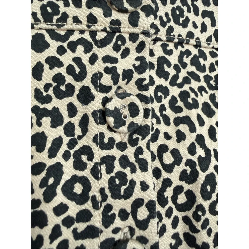 Leopard Button-Front Mini Skirt -‎ Size Medium